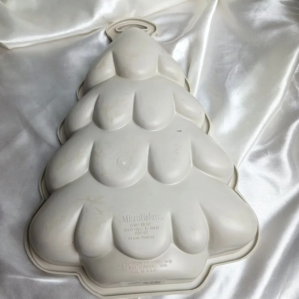VINTAGE WILTON MICROBAKES TREE CAKE PAN